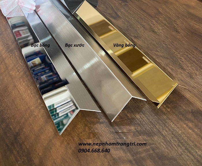 Nẹp chữ V inox không nhấn mép