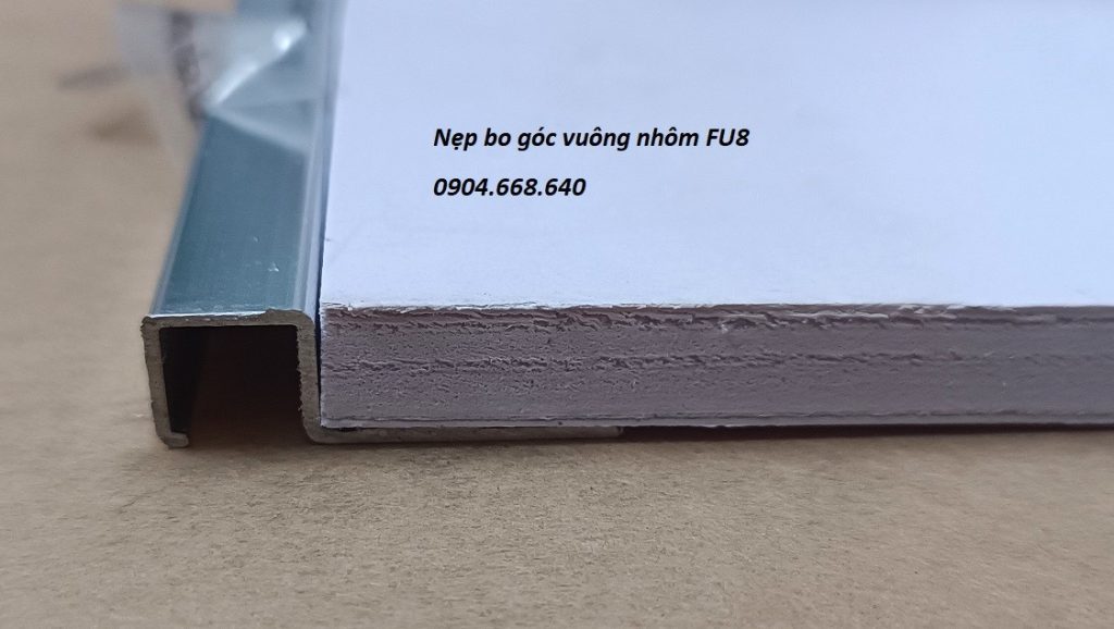 Nẹp Góc Tường Vuông Bằng Nhôm Và Inox 6 Nẹp bo góc vuông nhôm fu8