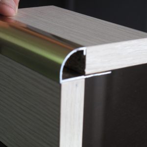 Nẹp góc ốp lát gạch