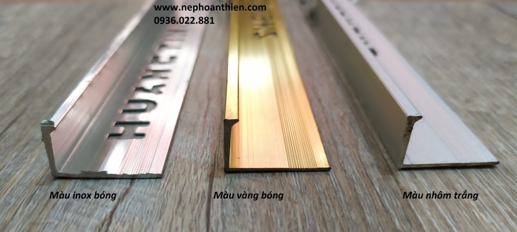 Nẹp Góc Tường Vuông Bằng Nhôm Và Inox 3 Nẹp góc tường vuông YL10 màu thực tế